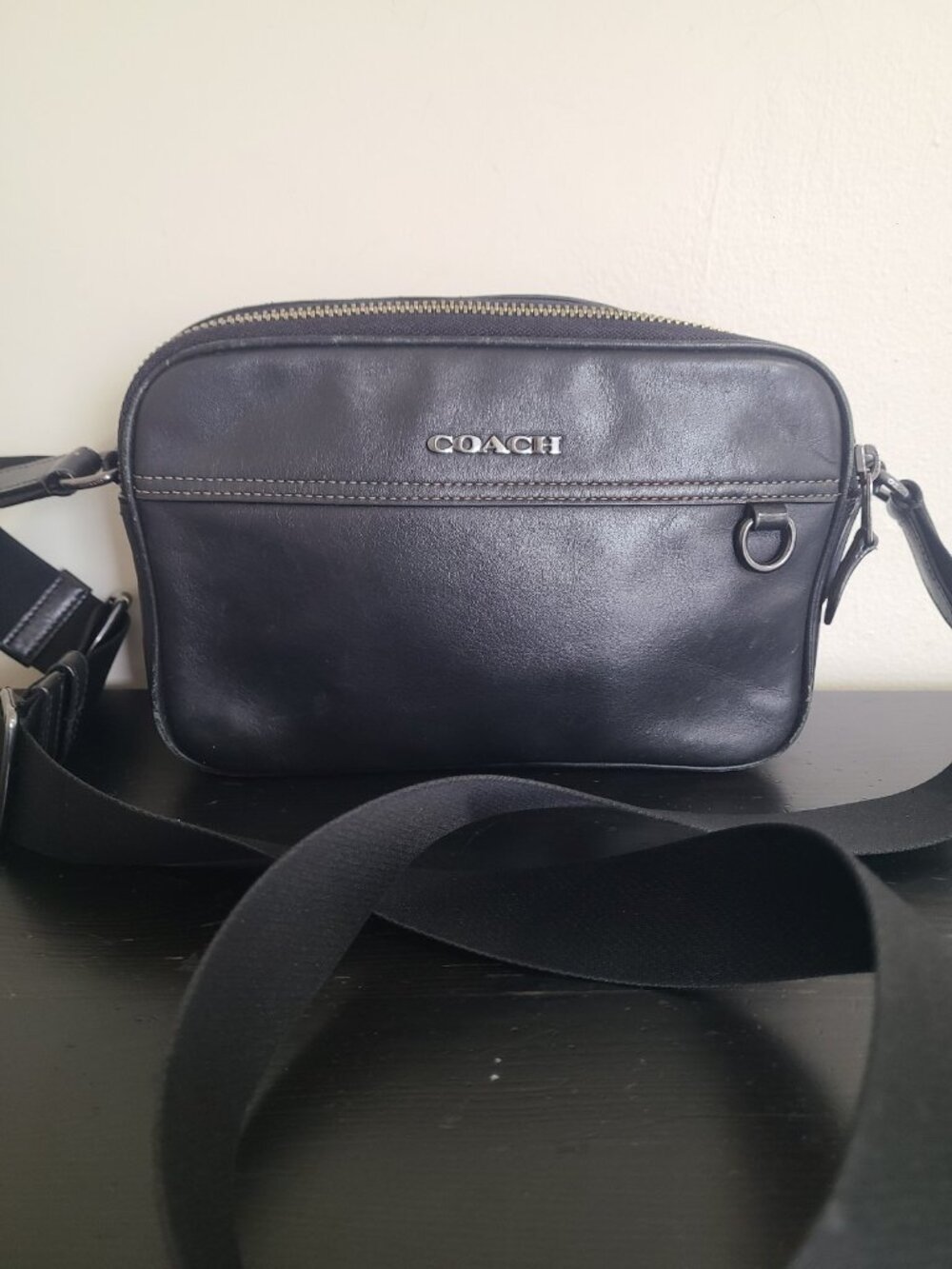 COACH C4148 Black Calf Leather Double Zip Graham Crossbody Camera Bag